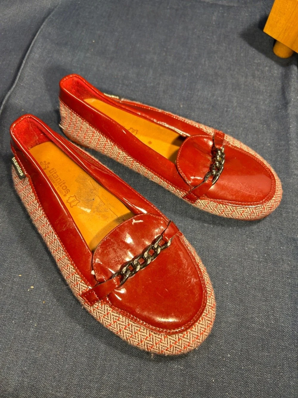 Titanitos leather chain detail slide in loafers made in Spain